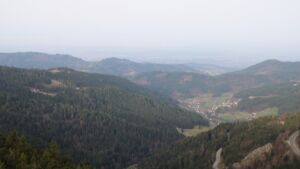 Dieses Bild zeigt eine Webcam-Aufnahme vom Achertal, aufgenommen am Freitag, den 06.03.2026 um 08:10 Uhr. Die Temperatur betrug 11.2°C.