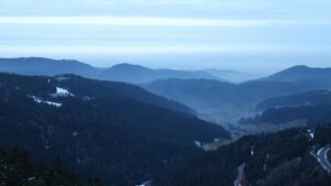 Dieses Bild zeigt eine Webcam-Aufnahme vom Achertal, aufgenommen am Samstag, den 31.01.2026 um 17:40 Uhr. Die Temperatur betrug 4.5°C.