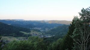 Dieses Bild zeigt eine Webcam-Aufnahme vom Achertal, aufgenommen am Mittwoch, den 12.08.2026 um 06:50 Uhr. Die Temperatur betrug 20.4°C.