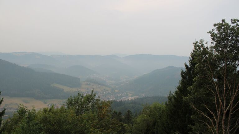 Dieses Bild zeigt eine Webcam-Aufnahme vom Achertal, aufgenommen am Montag, den 17.08.2026 um 07:20 Uhr. Die Temperatur betrug 18.3°C.