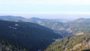 Dieses Bild zeigt eine Webcam-Aufnahme vom Achertal, aufgenommen am Dienstag, den 02.12.2025 um 10:00 Uhr. Die Temperatur betrug 3.6°C.