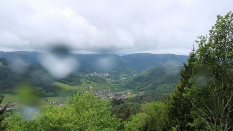 Dieses Bild zeigt eine Webcam-Aufnahme vom Achertal, aufgenommen am Donnerstag, den 14.05.2026 um 08:50 Uhr. Die Temperatur betrug 4.4°C.