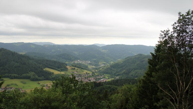 Dieses Bild zeigt eine Webcam-Aufnahme vom Achertal, aufgenommen am Samstag, den 13.06.2026 um 07:30 Uhr. Die Temperatur betrug 14.2°C.