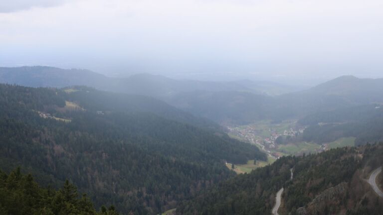 Dieses Bild zeigt eine Webcam-Aufnahme vom Achertal, aufgenommen am Mittwoch, den 11.03.2026 um 14:40 Uhr. Die Temperatur betrug 6.2°C.