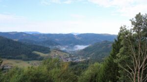 Dieses Bild zeigt eine Webcam-Aufnahme vom Achertal, aufgenommen am Mittwoch, den 26.08.2026 um 08:40 Uhr. Die Temperatur betrug 19°C.