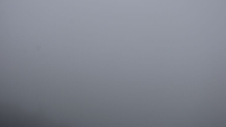 Dieses Bild zeigt eine Webcam-Aufnahme vom Achertal, aufgenommen am Freitag, den 28.11.2025 um 15:20 Uhr. Die Temperatur betrug 3.2°C.