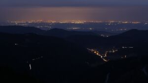 Dieses Bild zeigt eine Webcam-Aufnahme vom Achertal, aufgenommen am Samstag, den 20.12.2025 um 07:30 Uhr. Die Temperatur betrug 5.8°C.