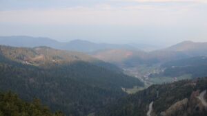 Dieses Bild zeigt eine Webcam-Aufnahme vom Achertal, aufgenommen am Montag, den 23.03.2026 um 07:20 Uhr. Die Temperatur betrug 5.4°C.