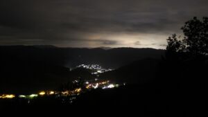 Dieses Bild zeigt eine Webcam-Aufnahme vom Achertal, aufgenommen am Montag, den 21.09.2026 um 01:30 Uhr. Die Temperatur betrug 12.3°C.