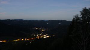 Dieses Bild zeigt eine Webcam-Aufnahme vom Achertal, aufgenommen am Freitag, den 25.09.2026 um 06:30 Uhr. Die Temperatur betrug 10.8°C.