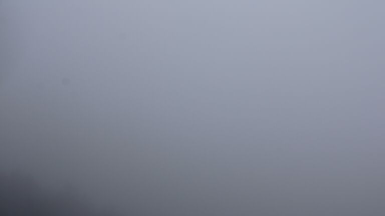 Dieses Bild zeigt eine Webcam-Aufnahme vom Achertal, aufgenommen am Montag, den 08.12.2025 um 13:00 Uhr. Die Temperatur betrug 8.1°C.