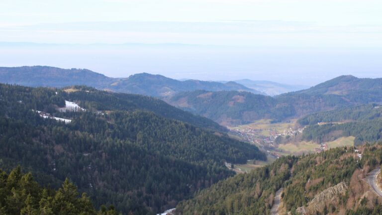 Dieses Bild zeigt eine Webcam-Aufnahme vom Achertal, aufgenommen am Samstag, den 17.01.2026 um 11:40 Uhr. Die Temperatur betrug 7.2°C.