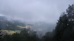 Dieses Bild zeigt eine Webcam-Aufnahme vom Achertal, aufgenommen am Dienstag, den 02.06.2026 um 21:20 Uhr. Die Temperatur betrug 13.1°C.