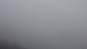 Dieses Bild zeigt eine Webcam-Aufnahme vom Achertal, aufgenommen am Sonntag, den 07.12.2025 um 12:10 Uhr. Die Temperatur betrug 4.9°C.