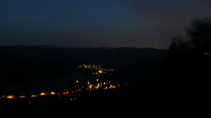 Dieses Bild zeigt eine Webcam-Aufnahme vom Achertal, aufgenommen am Dienstag, den 11.08.2026 um 05:10 Uhr. Die Temperatur betrug 19.9°C.
