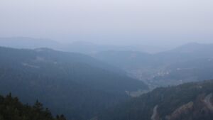 Dieses Bild zeigt eine Webcam-Aufnahme vom Achertal, aufgenommen am Montag, den 09.03.2026 um 07:50 Uhr. Die Temperatur betrug 7.8°C.