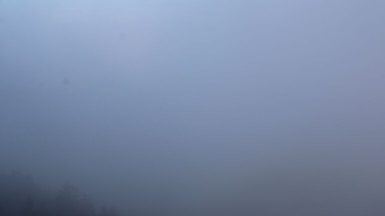 Dieses Bild zeigt eine Webcam-Aufnahme vom Achertal, aufgenommen am Freitag, den 03.04.2026 um 08:00 Uhr. Die Temperatur betrug 2.2°C.