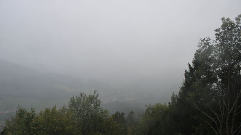 Dieses Bild zeigt eine Webcam-Aufnahme vom Achertal, aufgenommen am Dienstag, den 13.10.2026 um 18:10 Uhr. Die Temperatur betrug 11.6°C.