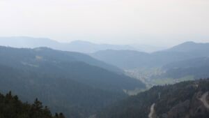 Dieses Bild zeigt eine Webcam-Aufnahme vom Achertal, aufgenommen am Samstag, den 21.03.2026 um 16:00 Uhr. Die Temperatur betrug 6.4°C.