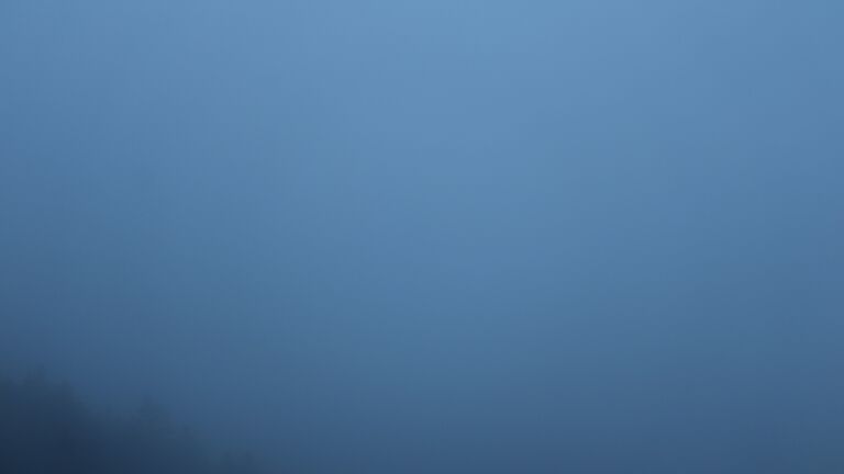 Dieses Bild zeigt eine Webcam-Aufnahme vom Achertal, aufgenommen am Montag, den 08.12.2025 um 16:30 Uhr. Die Temperatur betrug 7.9°C.