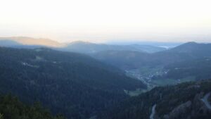 Dieses Bild zeigt eine Webcam-Aufnahme vom Achertal, aufgenommen am Dienstag, den 07.04.2026 um 07:20 Uhr. Die Temperatur betrug 9.2°C.