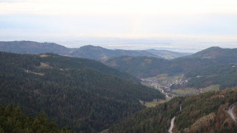 Dieses Bild zeigt eine Webcam-Aufnahme vom Achertal, aufgenommen am Samstag, den 20.12.2025 um 09:20 Uhr. Die Temperatur betrug 6.6°C.