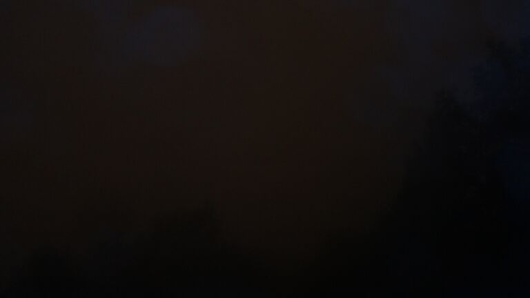 Dieses Bild zeigt eine Webcam-Aufnahme vom Achertal, aufgenommen am Dienstag, den 13.10.2026 um 22:00 Uhr. Die Temperatur betrug 11.5°C.