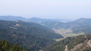 Dieses Bild zeigt eine Webcam-Aufnahme vom Achertal, aufgenommen am Dienstag, den 24.03.2026 um 11:00 Uhr. Die Temperatur betrug 9.4°C.