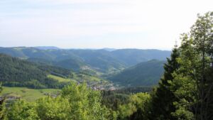 Dieses Bild zeigt eine Webcam-Aufnahme vom Achertal, aufgenommen am Donnerstag, den 21.05.2026 um 19:00 Uhr. Die Temperatur betrug 22.9°C.