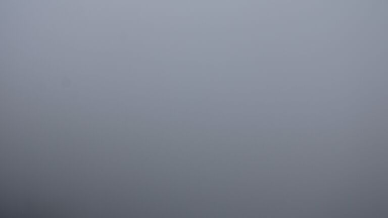 Dieses Bild zeigt eine Webcam-Aufnahme vom Achertal, aufgenommen am Donnerstag, den 21.08.2025 um 07:10 Uhr. Die Temperatur betrug 12.9°C.