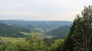 Dieses Bild zeigt eine Webcam-Aufnahme vom Achertal, aufgenommen am Mittwoch, den 22.07.2026 um 19:50 Uhr. Die Temperatur betrug 22.6°C.