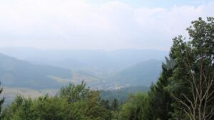 Dieses Bild zeigt eine Webcam-Aufnahme vom Achertal, aufgenommen am Montag, den 17.08.2026 um 13:10 Uhr. Die Temperatur betrug 18.1°C.