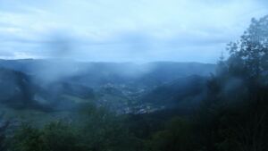 Dieses Bild zeigt eine Webcam-Aufnahme vom Achertal, aufgenommen am Mittwoch, den 20.05.2026 um 05:20 Uhr. Die Temperatur betrug 9.5°C.