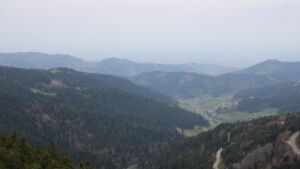 Dieses Bild zeigt eine Webcam-Aufnahme vom Achertal, aufgenommen am Samstag, den 11.04.2026 um 17:30 Uhr. Die Temperatur betrug 14.6°C.