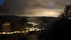 Dieses Bild zeigt eine Webcam-Aufnahme vom Achertal, aufgenommen am Mittwoch, den 13.05.2026 um 23:00 Uhr. Die Temperatur betrug 4.8°C.