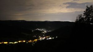 Dieses Bild zeigt eine Webcam-Aufnahme vom Achertal, aufgenommen am Samstag, den 20.06.2026 um 03:20 Uhr. Die Temperatur betrug 18.6°C.