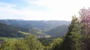 Dieses Bild zeigt eine Webcam-Aufnahme vom Achertal, aufgenommen am Samstag, den 19.09.2026 um 17:30 Uhr. Die Temperatur betrug 22.9°C.