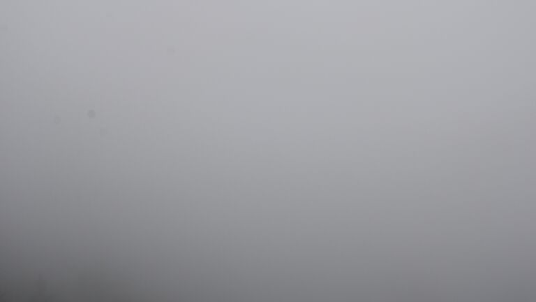 Dieses Bild zeigt eine Webcam-Aufnahme vom Achertal, aufgenommen am Donnerstag, den 21.08.2025 um 15:40 Uhr. Die Temperatur betrug 14.2°C.