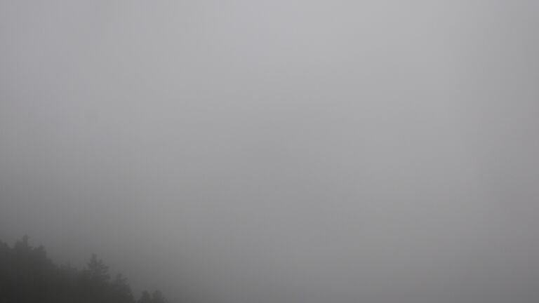 Dieses Bild zeigt eine Webcam-Aufnahme vom Achertal, aufgenommen am Mittwoch, den 16.07.2025 um 20:30 Uhr. Die Temperatur betrug 11.2°C.