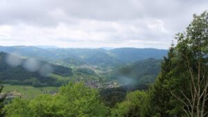 Dieses Bild zeigt eine Webcam-Aufnahme vom Achertal, aufgenommen am Samstag, den 16.05.2026 um 11:50 Uhr. Die Temperatur betrug 6.7°C.