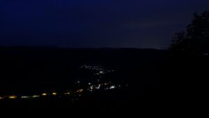 Dieses Bild zeigt eine Webcam-Aufnahme vom Achertal, aufgenommen am Dienstag, den 16.06.2026 um 04:00 Uhr. Die Temperatur betrug 16.5°C.
