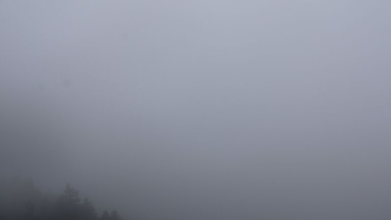 Dieses Bild zeigt eine Webcam-Aufnahme vom Achertal, aufgenommen am Mittwoch, den 22.10.2025 um 14:50 Uhr. Die Temperatur betrug 9.4°C.