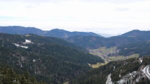 Dieses Bild zeigt eine Webcam-Aufnahme vom Achertal, aufgenommen am Donnerstag, den 19.02.2026 um 12:00 Uhr. Die Temperatur betrug 2.8°C.