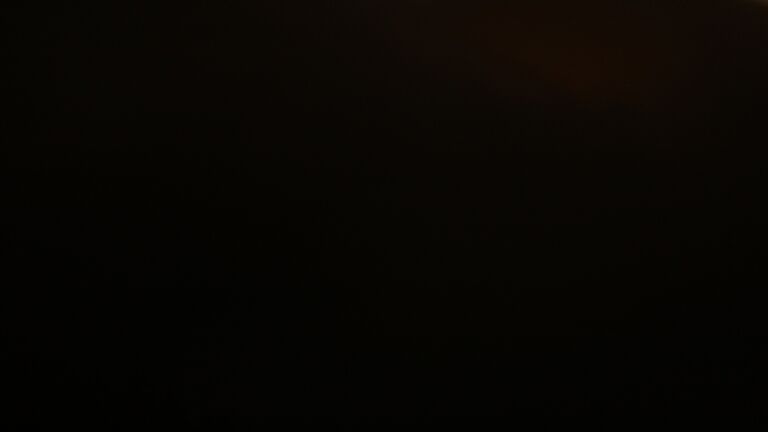 Dieses Bild zeigt eine Webcam-Aufnahme vom Achertal, aufgenommen am Freitag, den 21.11.2025 um 03:30 Uhr. Die Temperatur betrug -4.4°C.