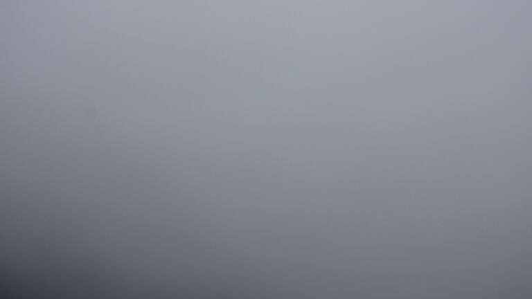 Dieses Bild zeigt eine Webcam-Aufnahme vom Achertal, aufgenommen am Montag, den 08.12.2025 um 14:10 Uhr. Die Temperatur betrug 7.9°C.