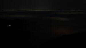 Dieses Bild zeigt eine Webcam-Aufnahme vom Achertal, aufgenommen am Dienstag, den 23.12.2025 um 01:30 Uhr. Die Temperatur betrug 5.9°C.