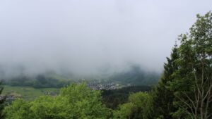 Dieses Bild zeigt eine Webcam-Aufnahme vom Achertal, aufgenommen am Freitag, den 15.05.2026 um 14:30 Uhr. Die Temperatur betrug 7.1°C.
