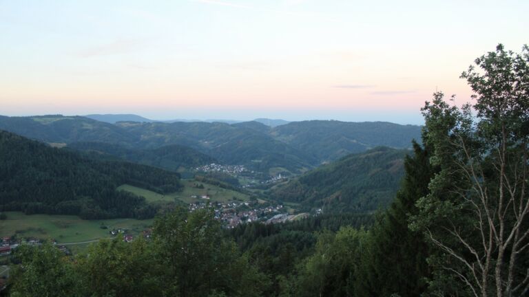 Dieses Bild zeigt eine Webcam-Aufnahme vom Achertal, aufgenommen am Donnerstag, den 03.09.2026 um 06:50 Uhr. Die Temperatur betrug 15°C.
