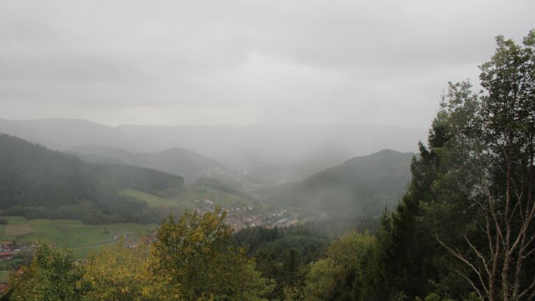 Dieses Bild zeigt eine Webcam-Aufnahme vom Achertal, aufgenommen am Samstag, den 24.10.2026 um 17:10 Uhr. Die Temperatur betrug 6.2°C.