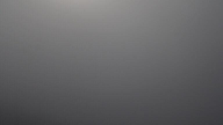 Dieses Bild zeigt eine Webcam-Aufnahme vom Achertal, aufgenommen am Montag, den 01.12.2025 um 02:00 Uhr. Die Temperatur betrug -2.5°C.